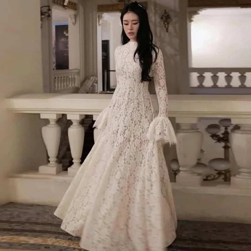 Élan Lace Maxi Dress