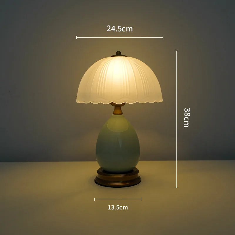 Nordic Retro Ice Crack Desk Lamp High-end Bedroom Bedside Lamp Dormitory Desk Study American Desk Lamp Light Luxury Creativity
