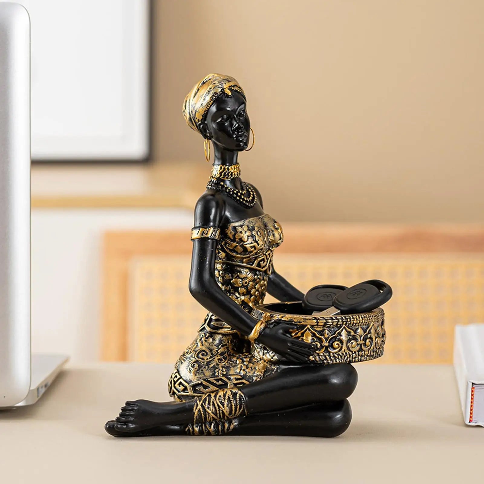 Heritage Grace Organizer Sculpture