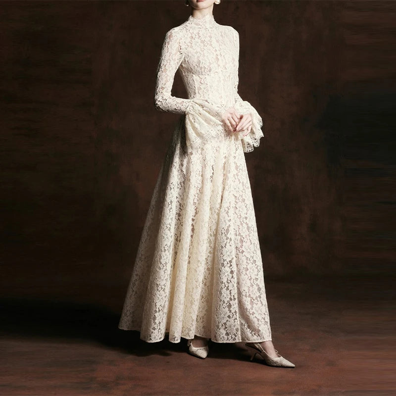 Élan Lace Maxi Dress